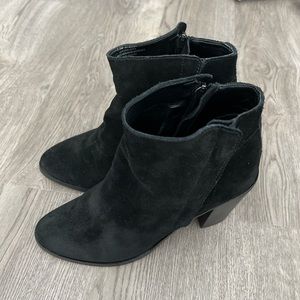Dolce Vita Black Booties